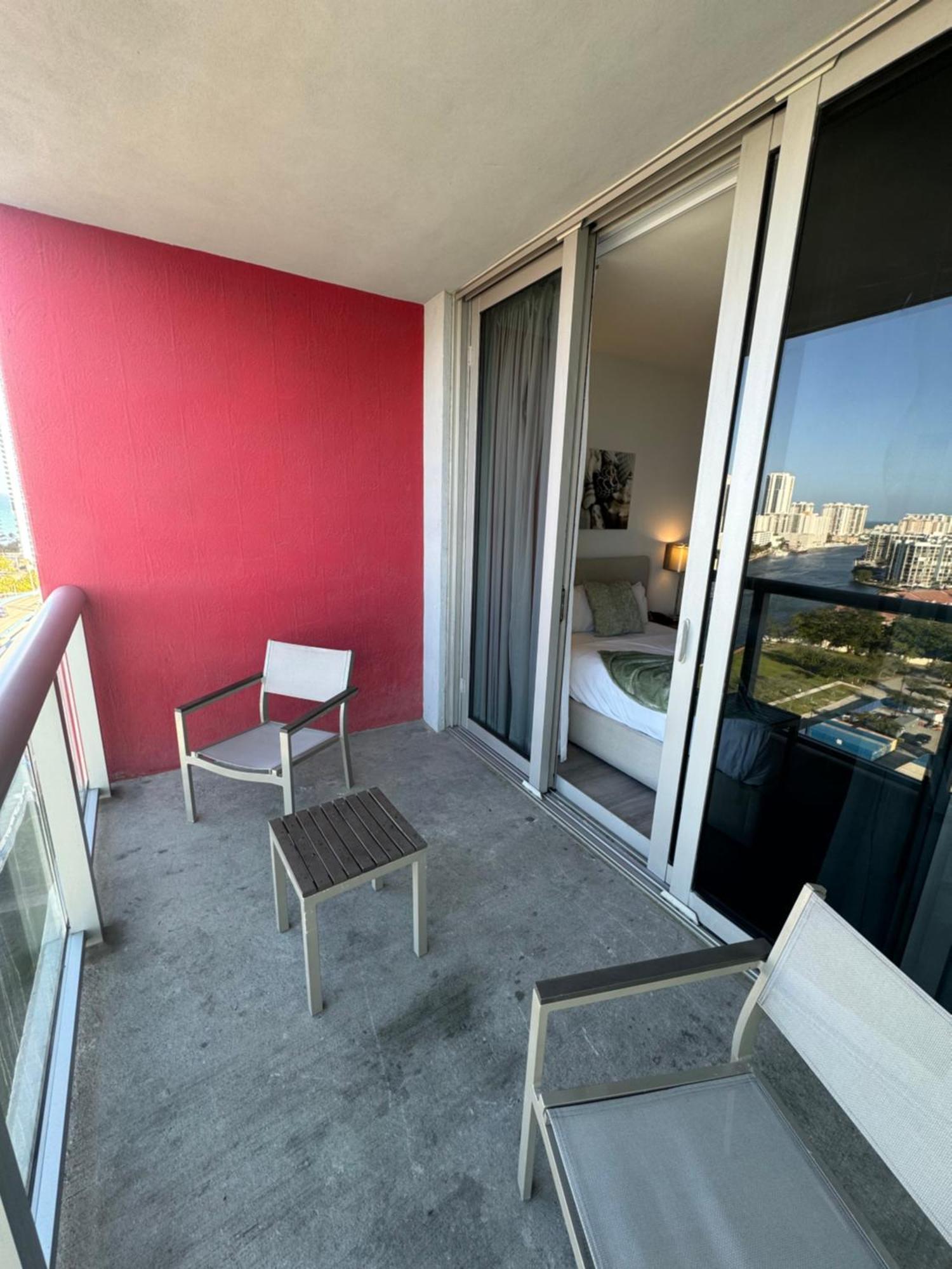 Lovely 2bed 1bath With Private Balcony 18th Floor * Hallandale Beach